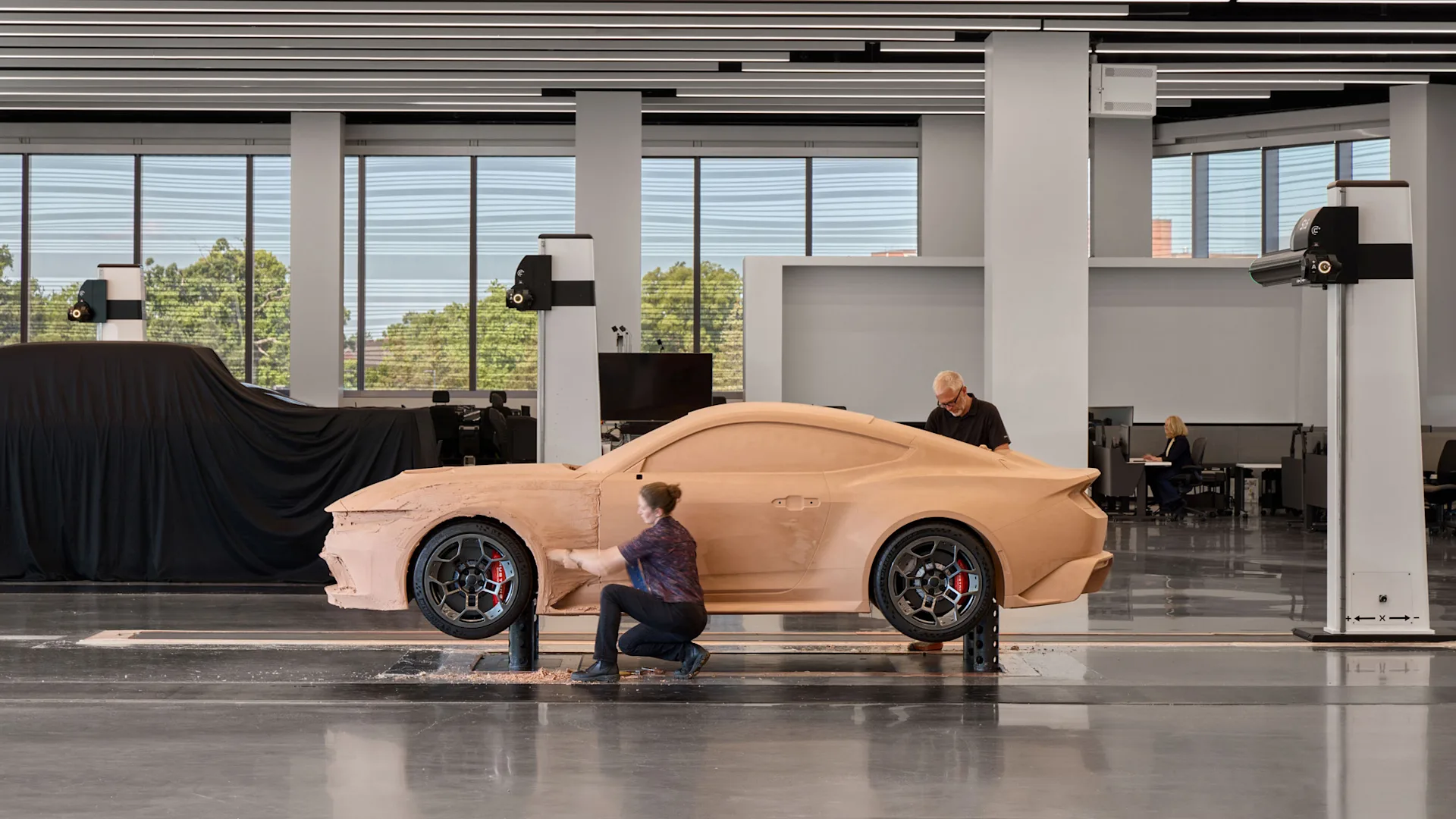 汽车新资讯平台：揭秘福特汽车新总部