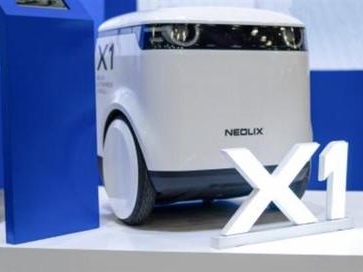 新石器CES推两轮配送机器人X1，剑指物流“最后100米”