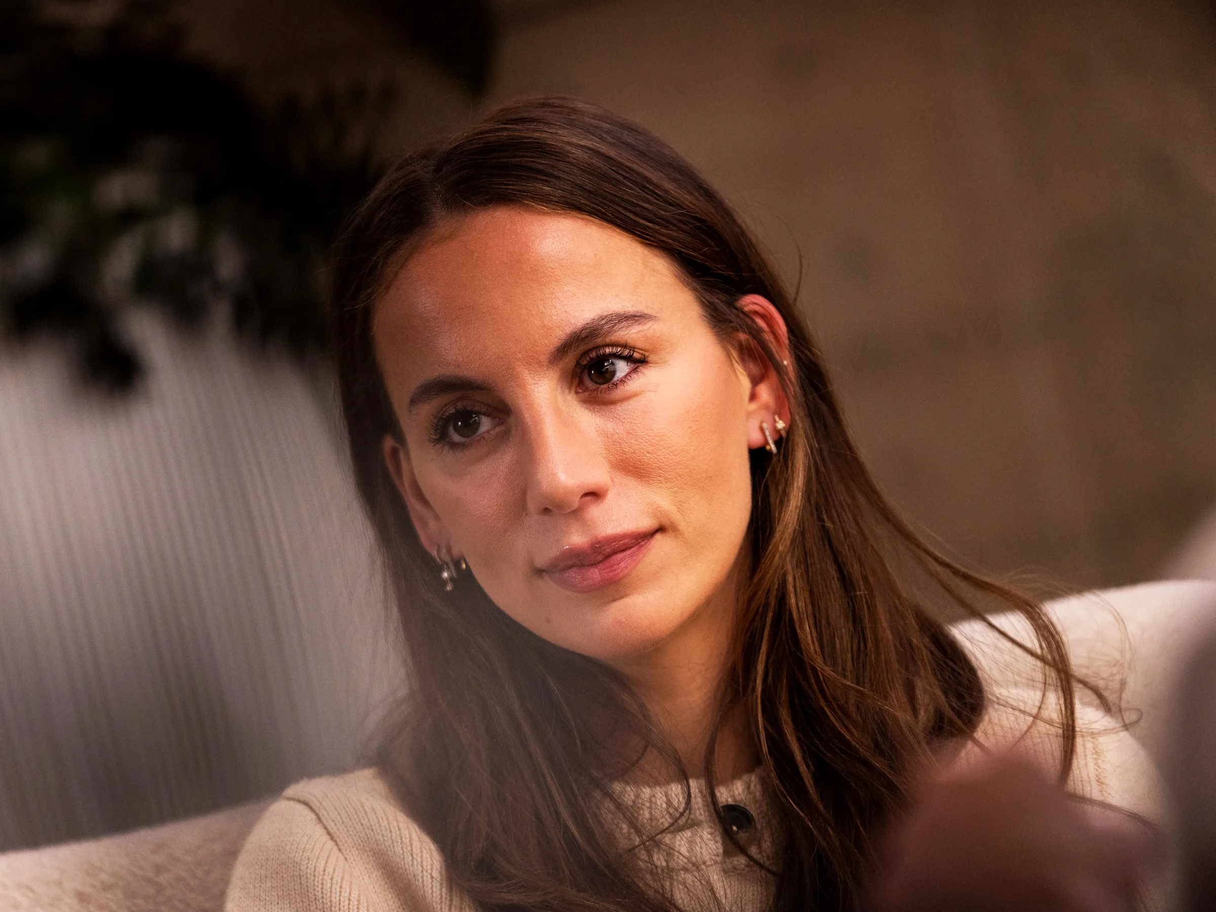 AI人才争夺白热化：Thinking Machines Lab三高管集体跳槽，OpenAI与Anthropic互挖墙脚