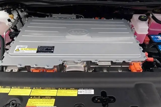 真实道路数据证实：电动车电池寿命可达13年，快充使用成衰减主因