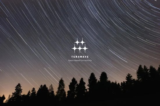 蓝色起源推TeraWave卫星星座 贝索斯双线布局太空通信市场