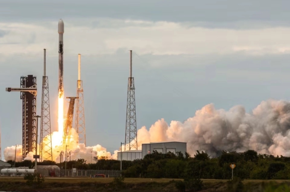 SpaceX正式收购xAI，打造全球估值最高私营企业，马斯克聚焦“太空数据中心”战略