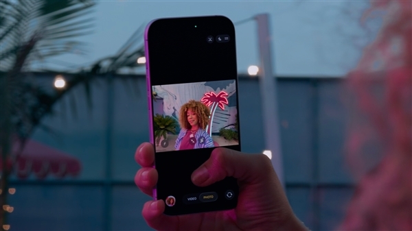 华为nova 16系列或将首发1:1方形前摄，聚焦竖拍横图新体验