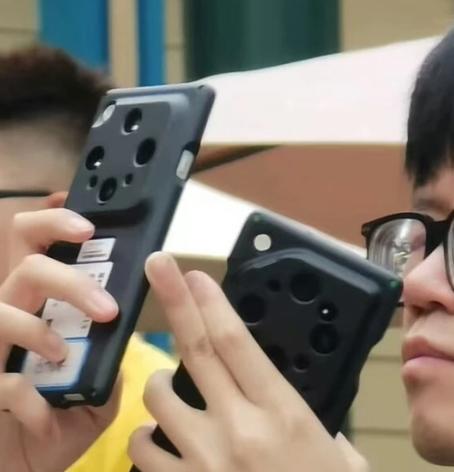 OPPO Find X9 Ultra工程机再曝光：双2亿像素五摄+卫星通信版即将登场