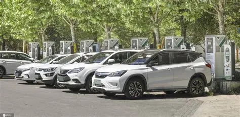 2026年国产新能源车安全争议再审视：数据破除迷思，责任回归理性