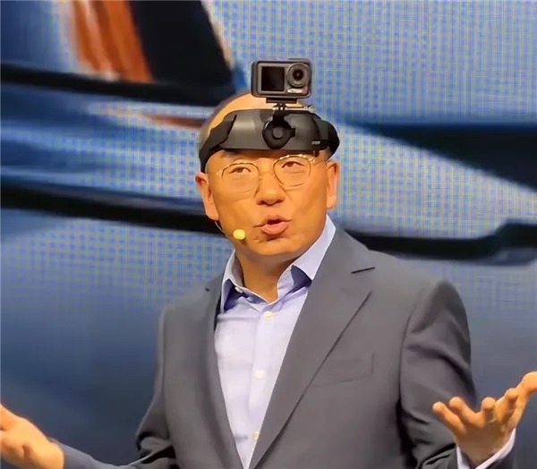 莲花CEO头戴运动相机炮轰“瞭望塔式”激光雷达，推可升降方案引争议