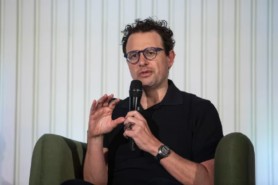 Anthropic被列为“供应链风险”后起诉五角大楼，彭博社专栏称其或重演TikTok、华为逆境崛起路径