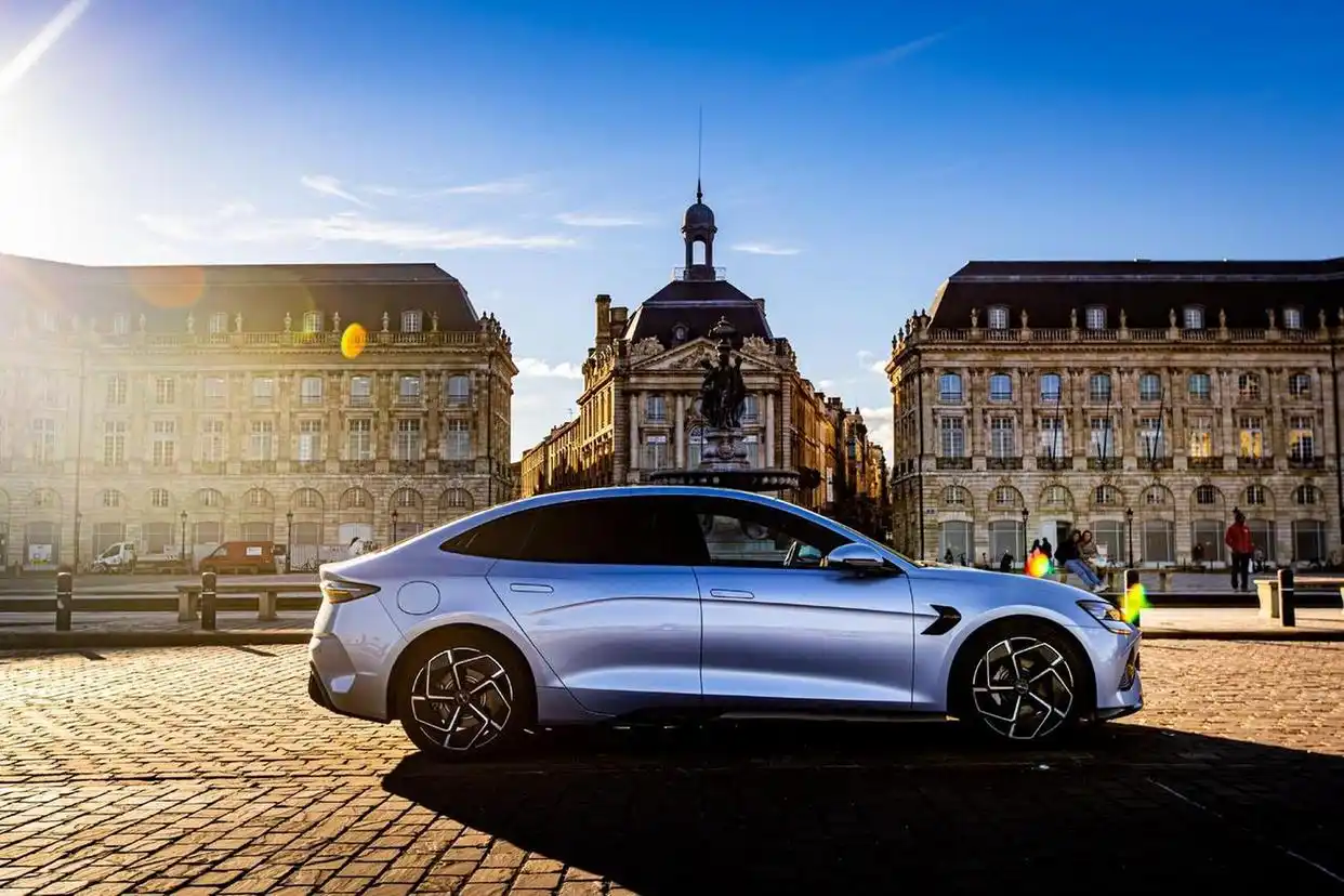 中国车企首登全球销量榜首，终结日本25年领跑纪录