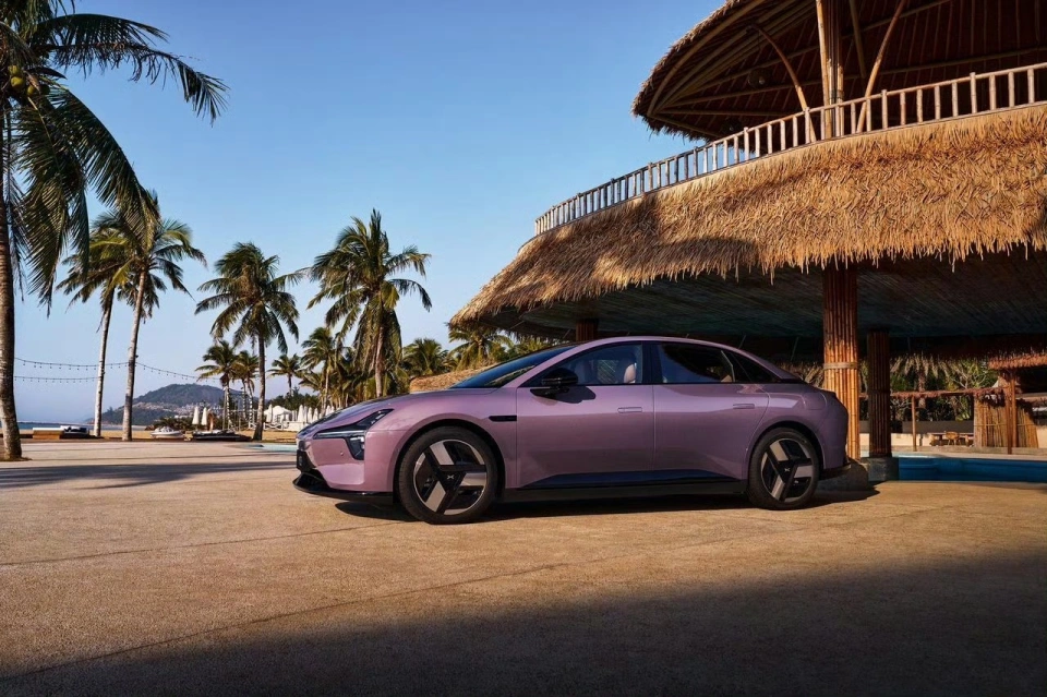 2026款小鹏MONA M03官图发布：新增配色、座舱升级，续航达640km