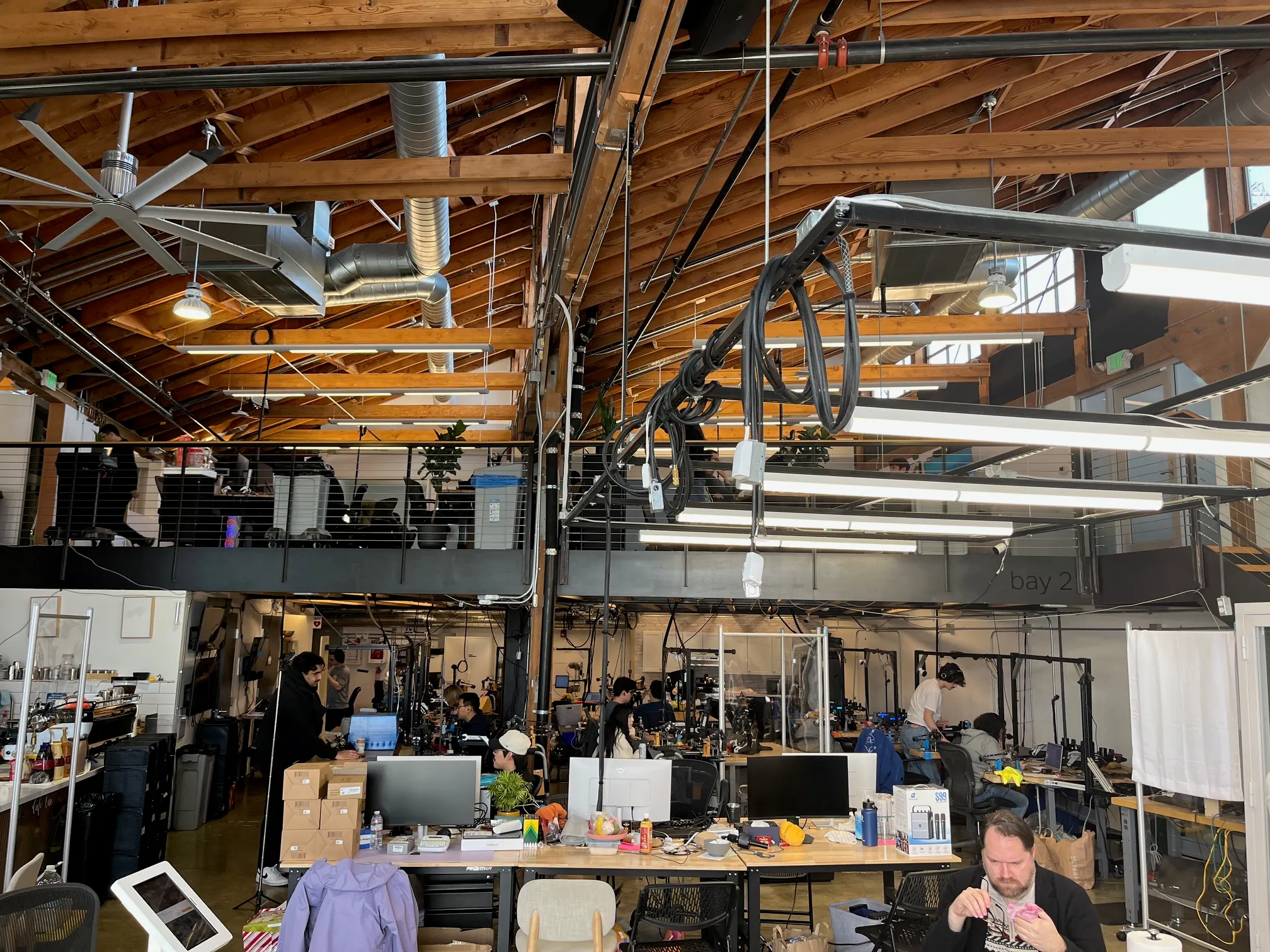 Physical Intelligence拟融资10亿美元，估值或超110亿美元