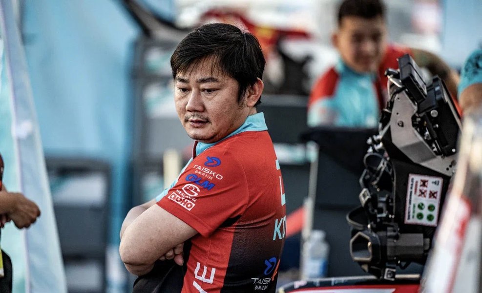 张雪机车创始人张雪寄语青年：勇敢追梦，安全造车