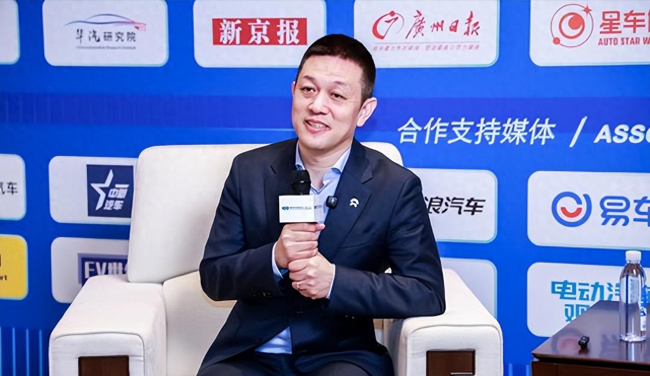 李斌痛批配置内卷：堆料非技术，增重即负担