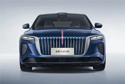 红旗H9焕新登场：华为乾崑智驾加持，行政豪华再进阶