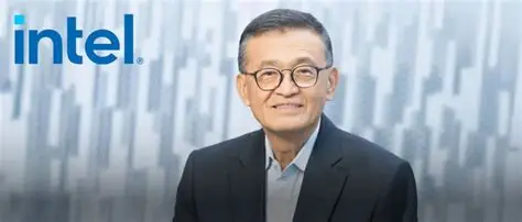 英特尔股价狂飙490%背后：陈立武的“社交式”救亡与华尔街的豪赌