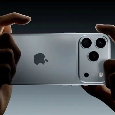iPhone 17系列官方保护壳首次曝光：采用“液态玻璃”设计