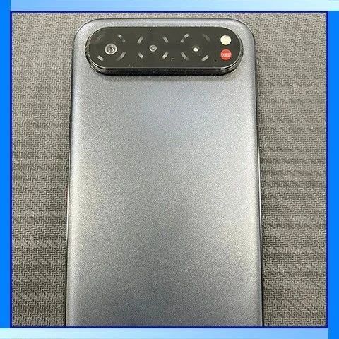 iPhone 17 Air 还没发布就被撞脸！刚公布这 6.7mm 超薄新机把我看傻了