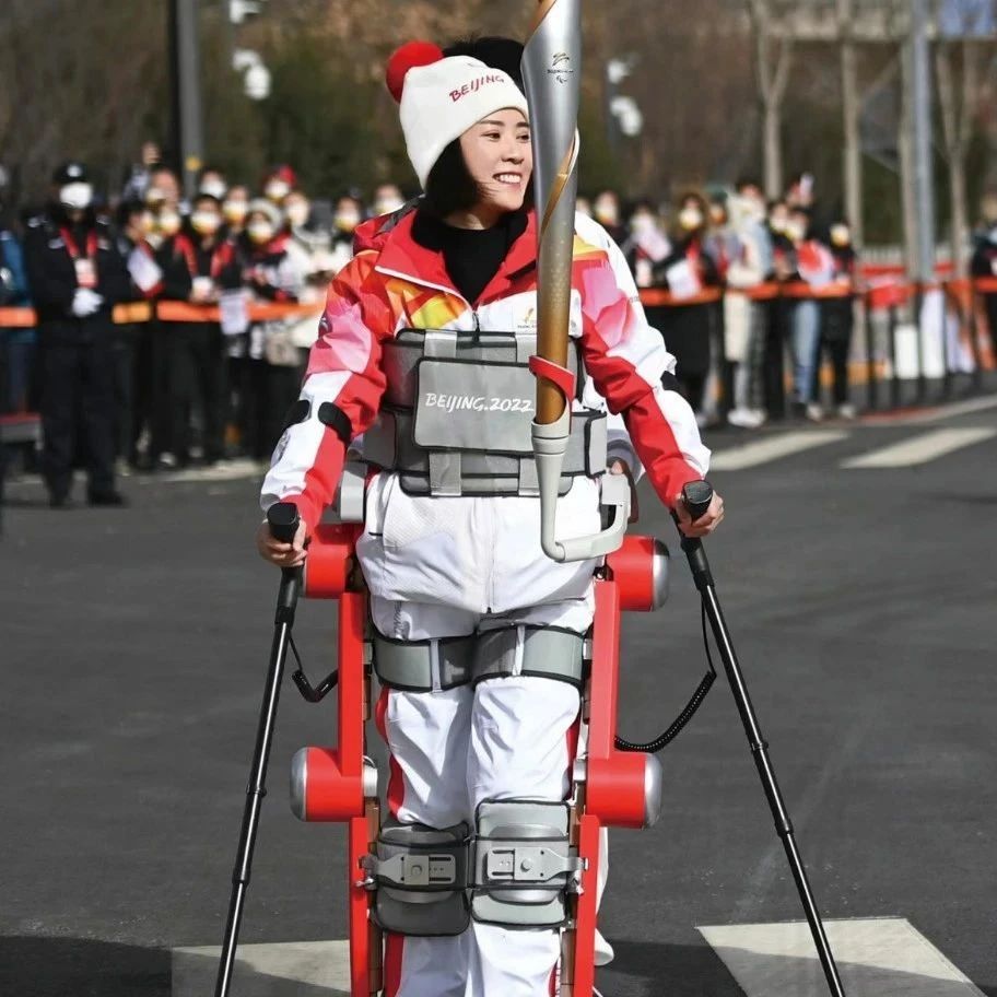 【机器人】外骨骼机器人从百万天价飞入寻常百姓家