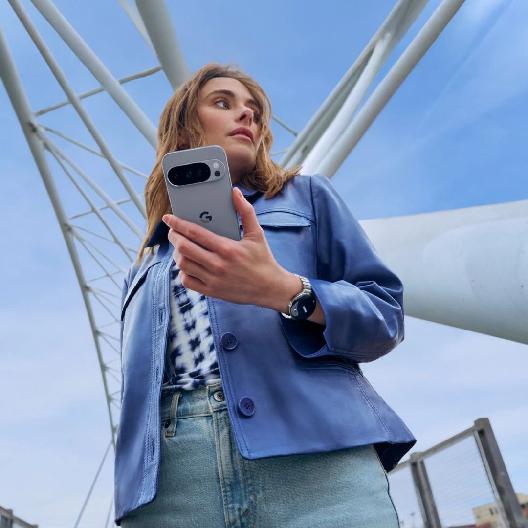 Google Pixel 10 发布｜自研芯片+端侧模型，谷歌抢发了完全体的「Apple 智能」