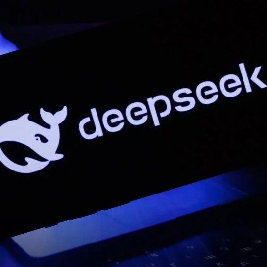 DeepSeek-V3.1震撼发布，全球开源编程登顶！R1/V3首度合体，训练量暴增10倍