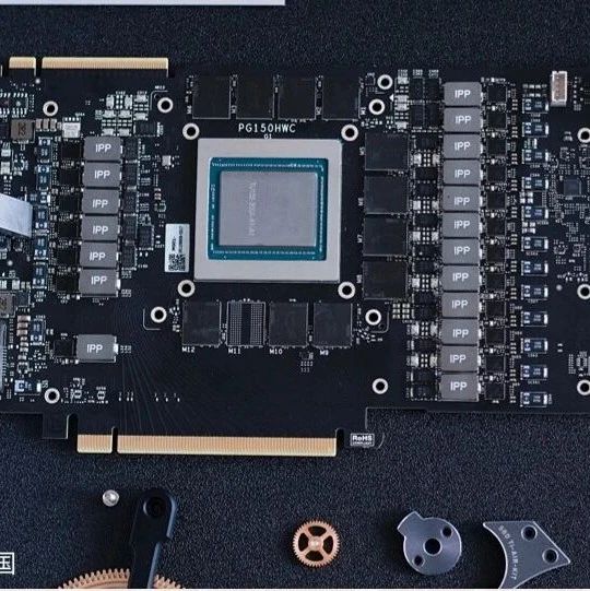 英伟达GB200 NVL72与H100，谁才是训练之王？