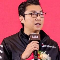 顺丰王卫赢麻了，捡漏百亿外卖大单