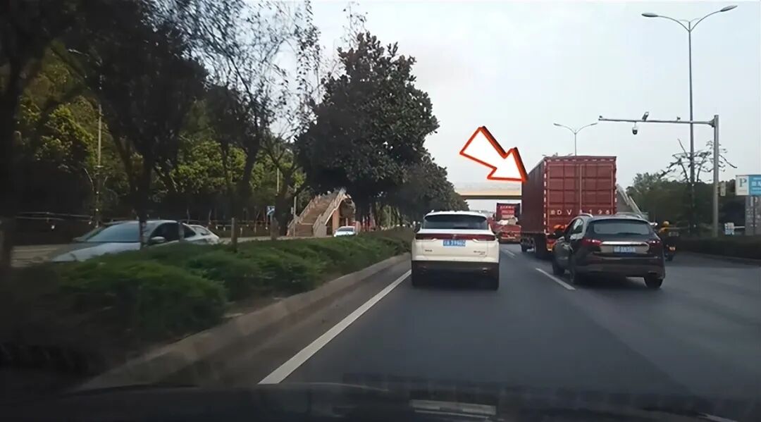 资讯配图