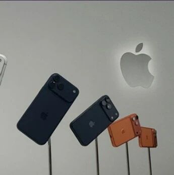 苹果iPhone 17 「真机上手」新外观新配色，一点都不丑！你喜欢吗？