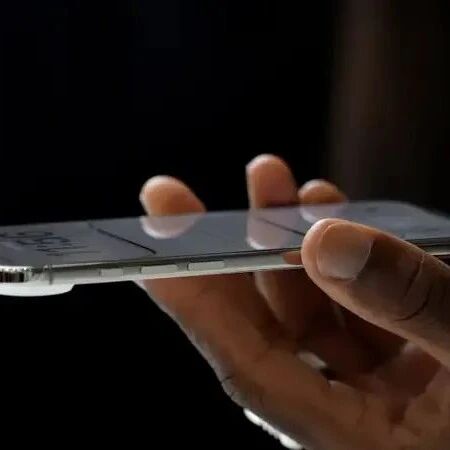 鉴定完毕！新iPhone没有太大惊喜，AI依旧缺席