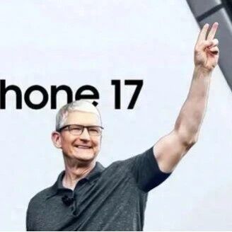 iPhone17变相降价，网友越骂越爱，友商天要塌了