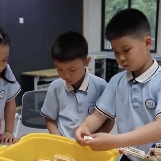 【教育】人工智能通识教育如何落地？走进杭州中小学一探究竟