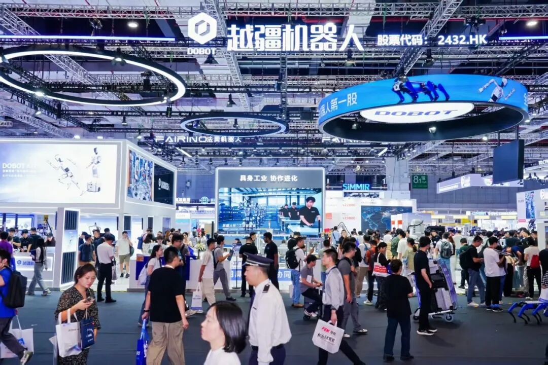 全球首个多形态具身智能机器人平台来了！越疆率先打开具身工业时代大门图3