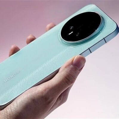 新机：苹果回应iPhone17划痕争议；荣耀Magic8真机现身；iQOO15官宣十月见；传iPhoneAir国行版10月上市