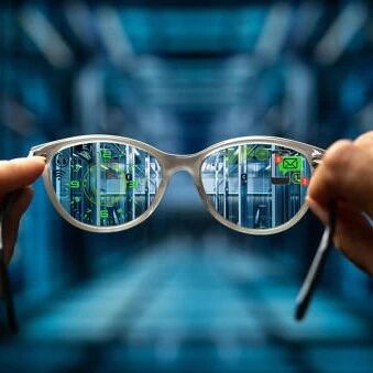 2030年智能眼镜组件市场预计将超过140亿美元，产业链企业密集披露业务进展！