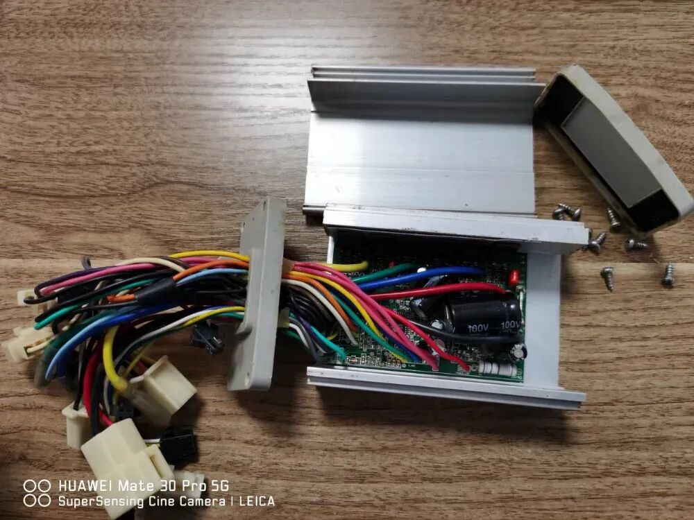 拆个“无牌”电动车控制器：为什么用了6个MOS管？大电流路径为何要开窗镀锡？图18