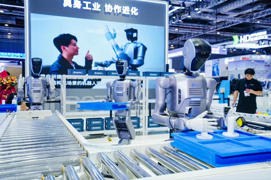 2025工博会现场：库卡、安川、越疆、埃斯顿、节卡、思灵等20家机器人头部企业展览精彩盘点图9