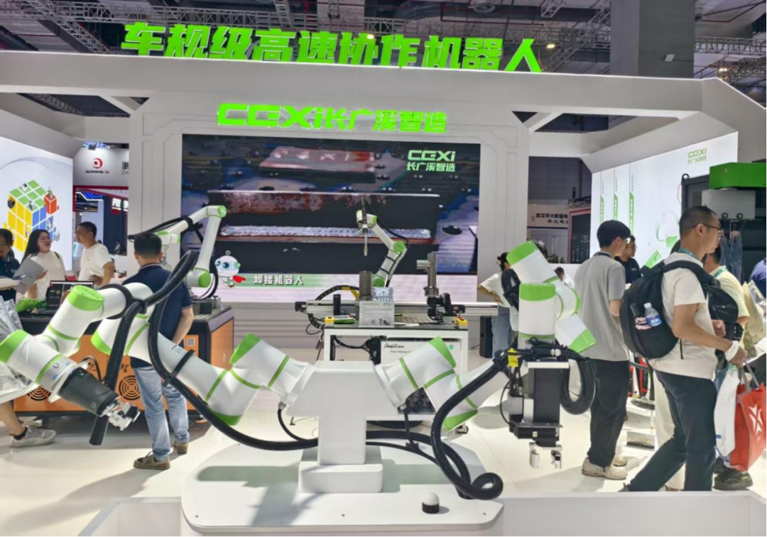 2025工博会现场：库卡、安川、越疆、埃斯顿、节卡、思灵等20家机器人头部企业展览精彩盘点图15