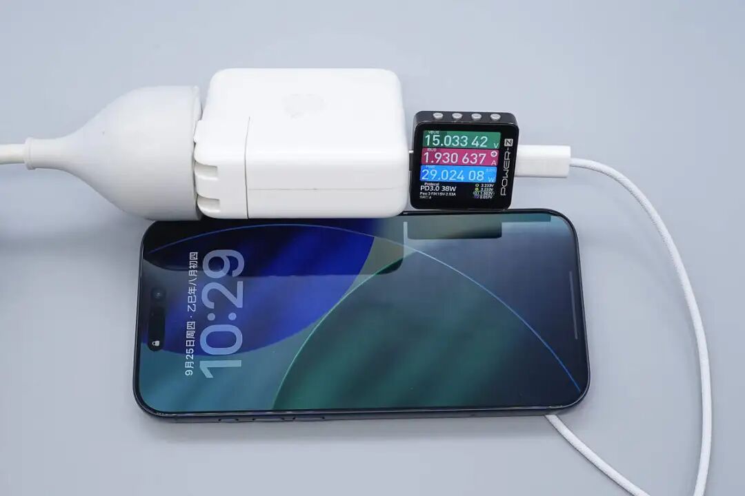 拆解报告：苹果港版25W Qi2.2+MagSafe无线充电器图23