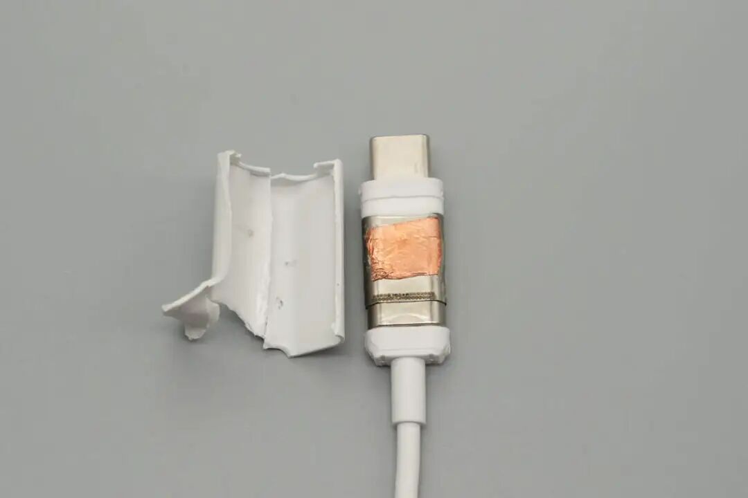 拆解报告：谷歌25W Qi2.2磁吸无线充电器图19