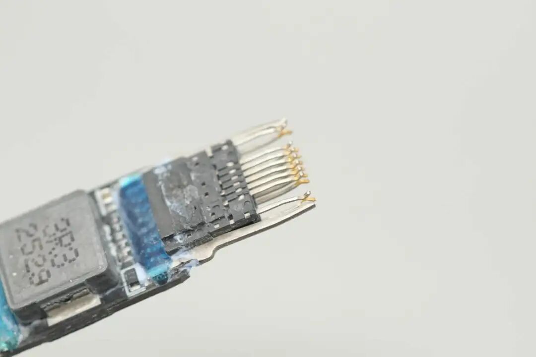 拆解报告：谷歌25W Qi2.2磁吸无线充电器图25