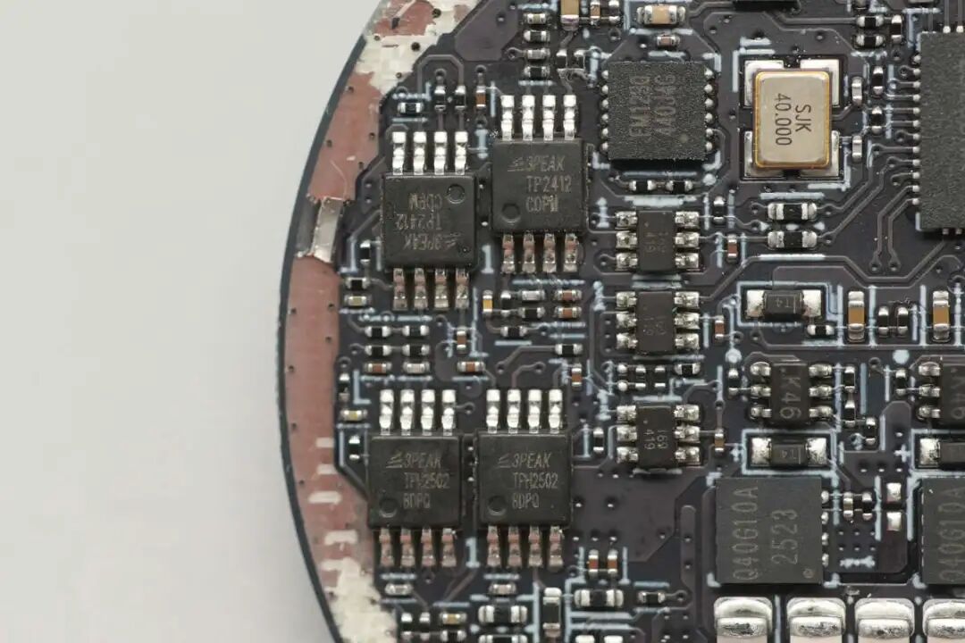 拆解报告：谷歌25W Qi2.2磁吸无线充电器图40