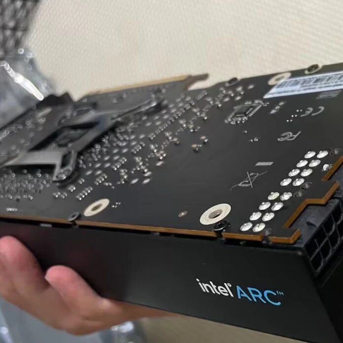 【硬件资讯】还将会有新显卡！Intel ARC新品曝光，大显存的新选择，笔记本高端独显也可能存在！