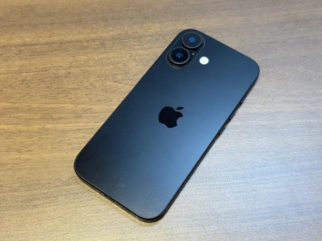 小米17都超100万销量了，你还认为iPhone17是安卓杀手？图1
