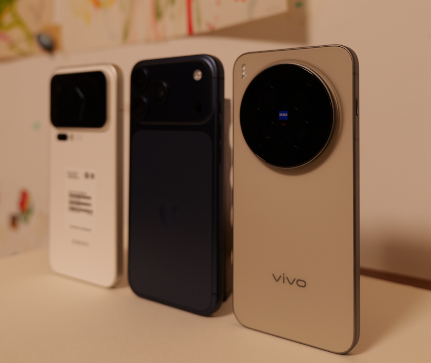 小米17ProMax已到！对比VIVO  X300Pro和iPhone17ProMax图2