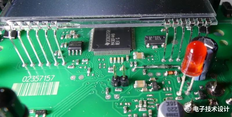 拆了个电能表,发现个问题:为什么要用两个MCU?图5