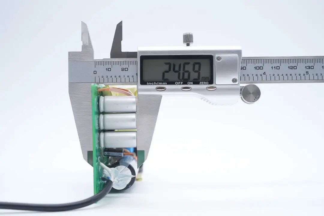 通嘉科技 AHB Flyback 架构 PD3.1 满血 240W 快充方案解析图6