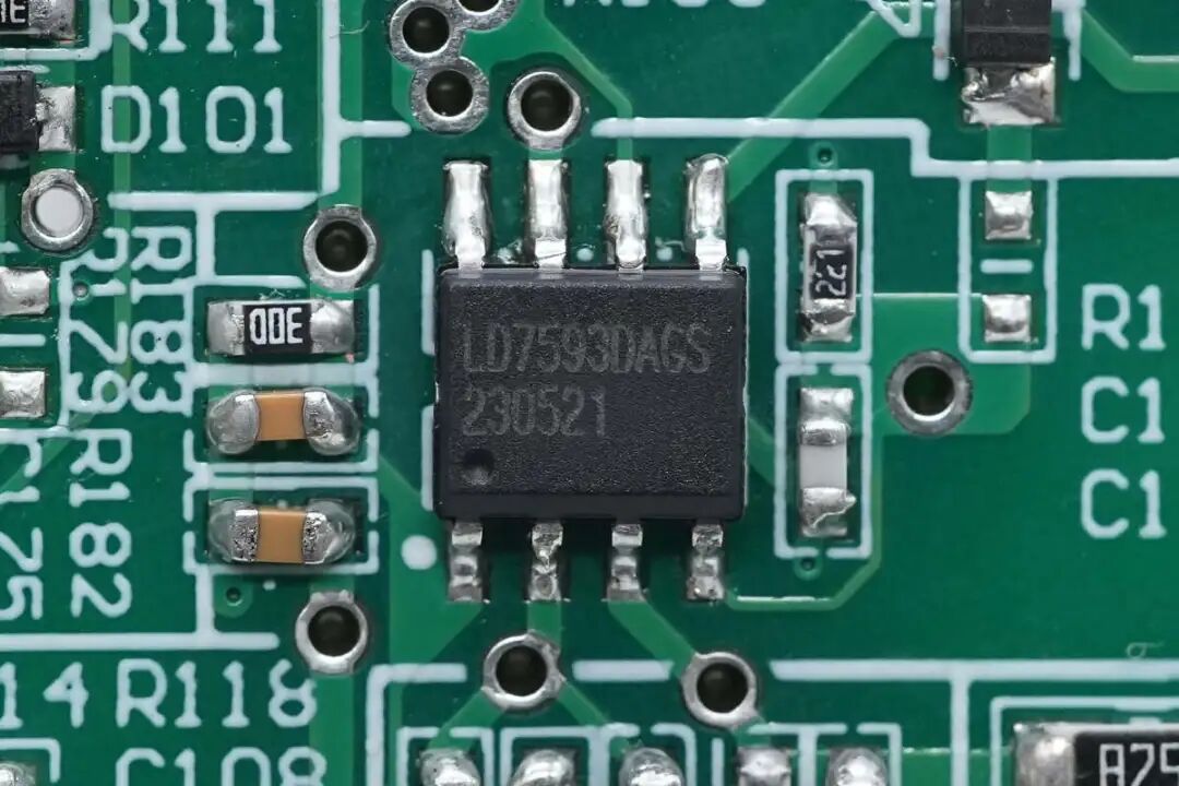 通嘉科技 AHB Flyback 架构 PD3.1 满血 240W 快充方案解析图17