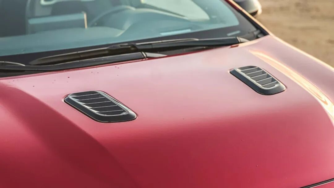 BMW和丰田赢麻了：不盲目All in电动车，反而成了赢家图11