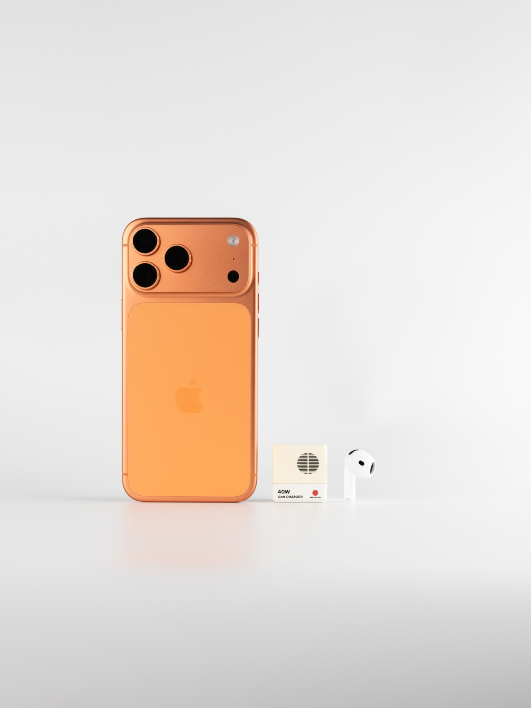 折叠屏iPhone中框材质曝光/阿维塔回应车辆起火,排除电池故障/Figure 发布「最像人类的机器人」图36