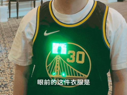 阿里首款 AI 眼镜抢先体验：这个设计让我戴一天也不用「充电」，夸克 AI 真上头了图5