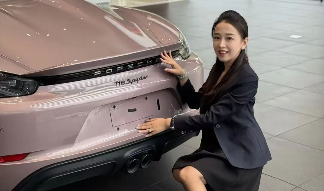 热搜第一！保时捷女销冠被合成AI不雅视频图1